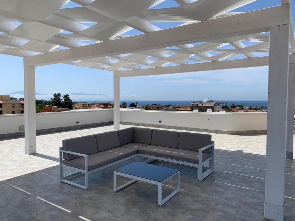 Terrace Ini Apartament